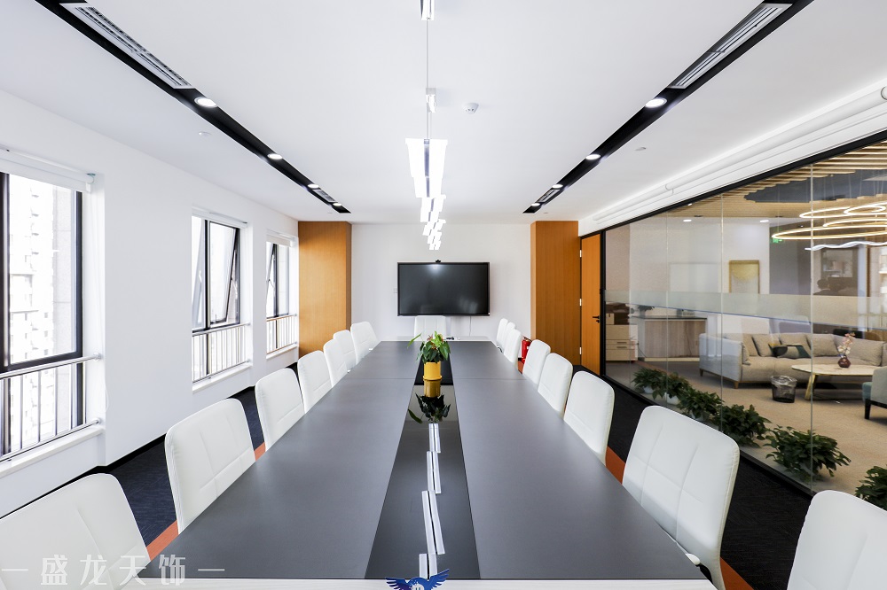 选材精良，严格把关